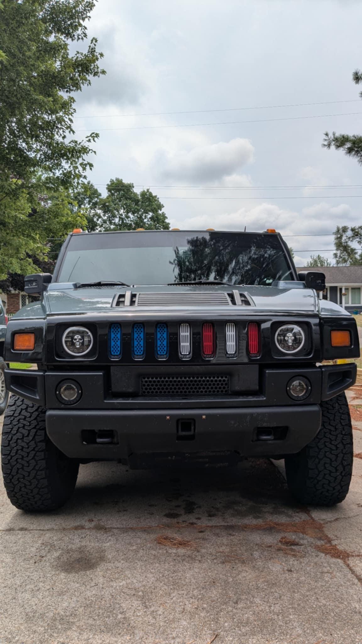 Custom Hummer H2 Grill Inserts – Snap-In - No-Drill - 4 Designs & 9 Colors