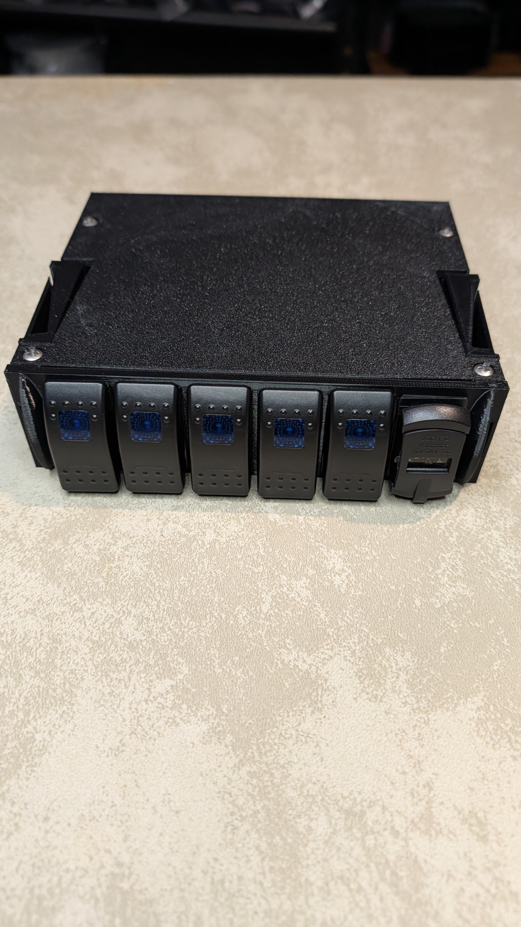 Hummer H2 OnStar Delete Switch Box | 5 or 6 Switch Panel | Full Kit or Box-Only Upgrade