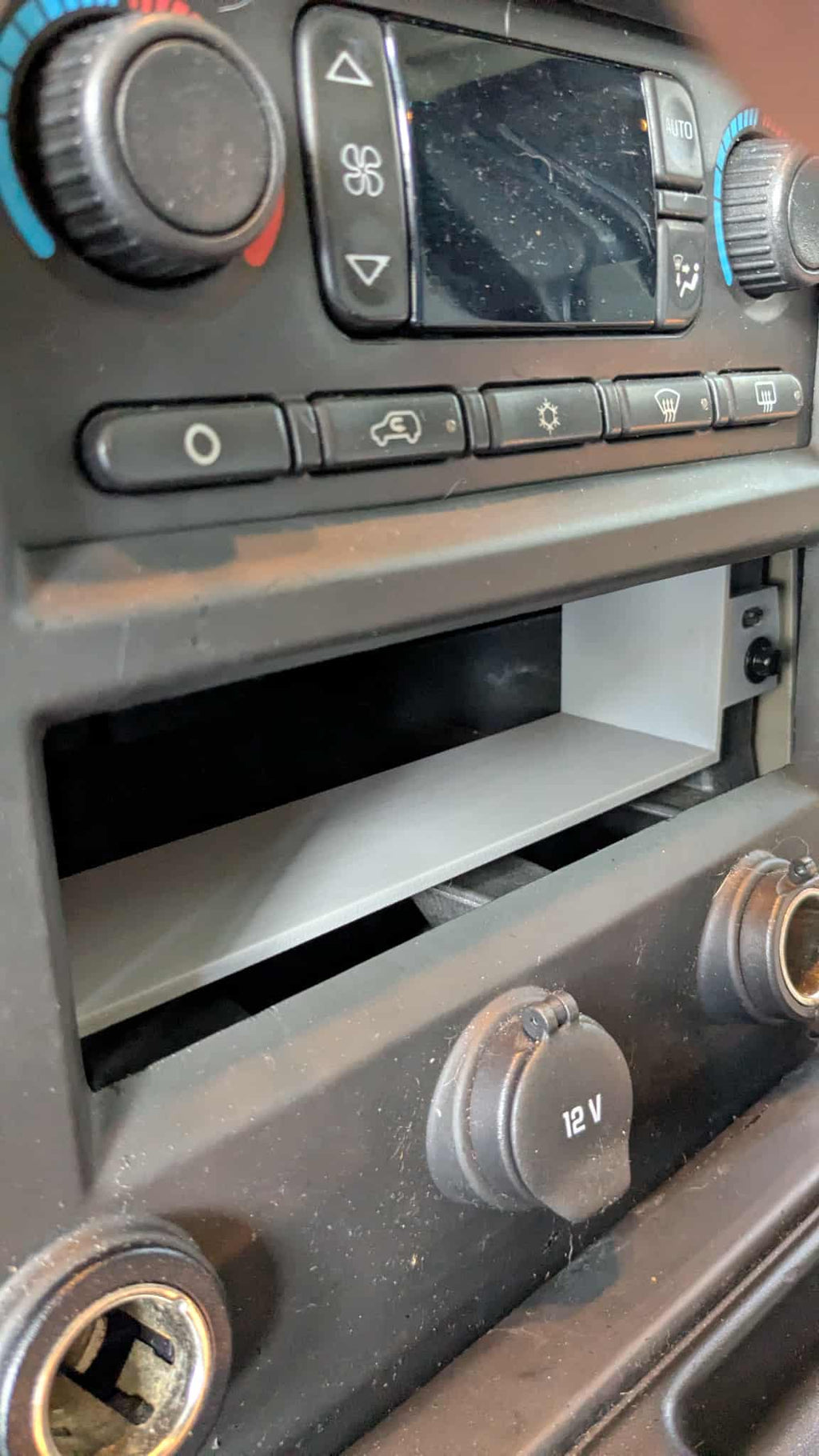 Hummer H2 OnStar Delete Pocket – Bolt-In Dash Storage Upgrade