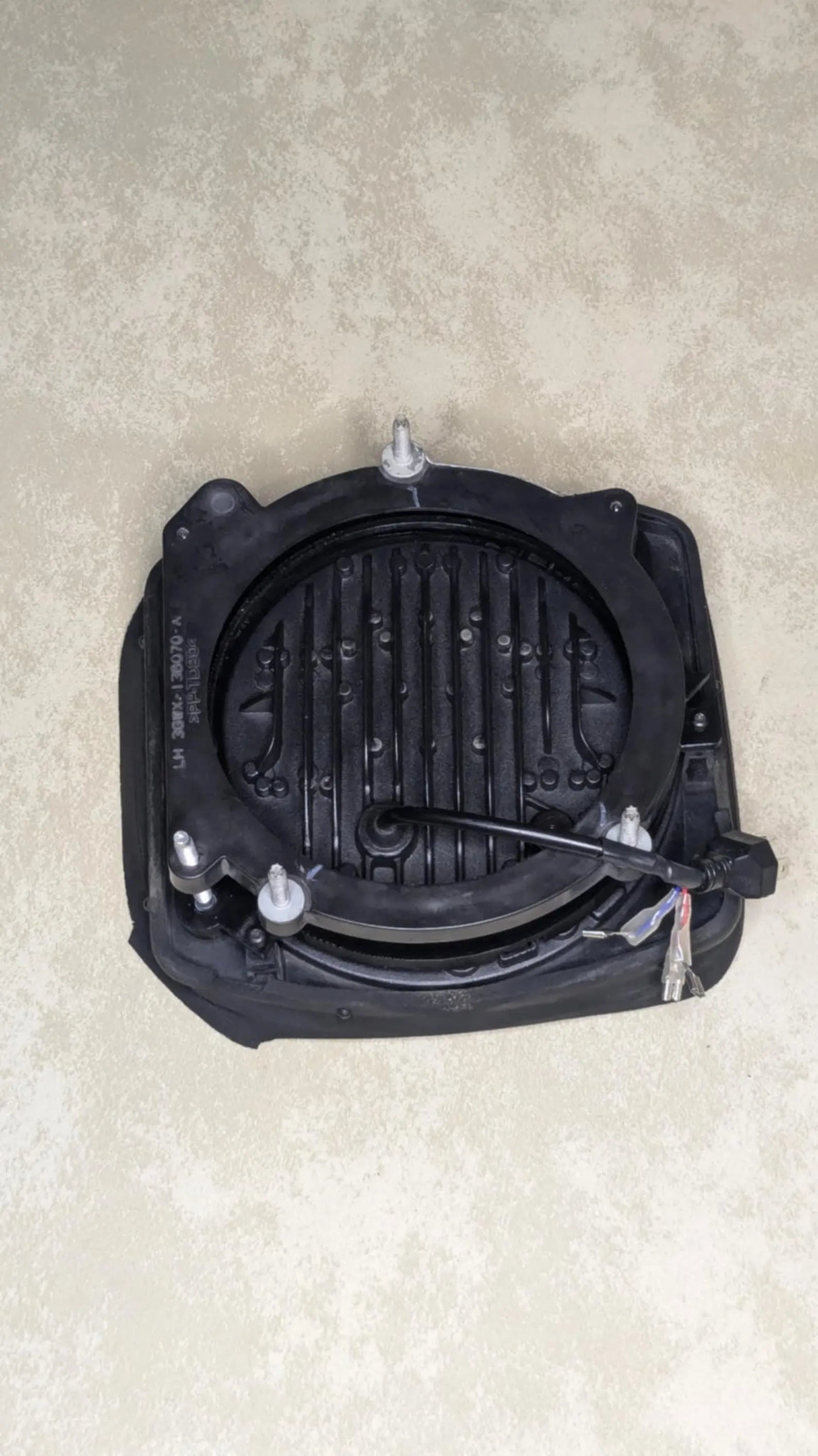 Hummer H2 - 7" LED Headlight Adapters