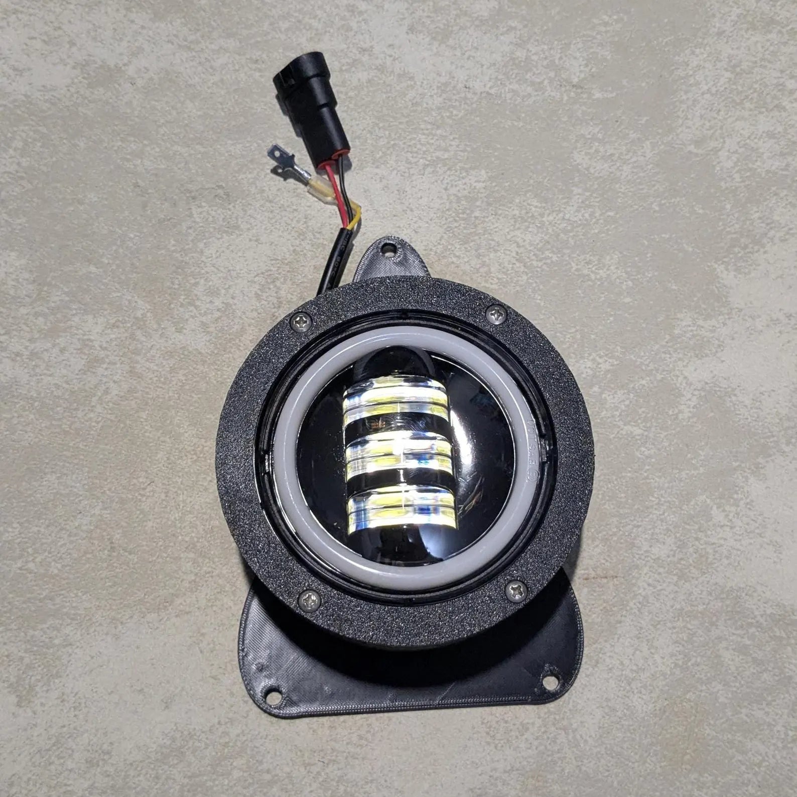 Hummer H3 4.5" LED Fog Light Housings